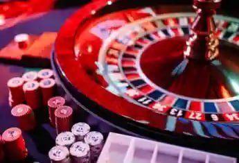 Antarmuka permainan Big Time Gaming di aplikasi mobile impiantoto dengan grafis berkualitas HD